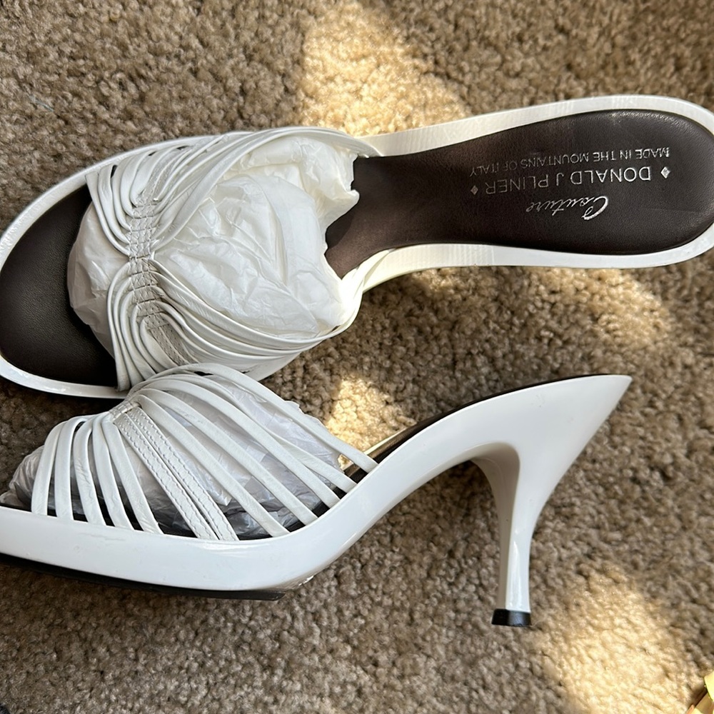 Donald Pliner Couture Hells Sz9